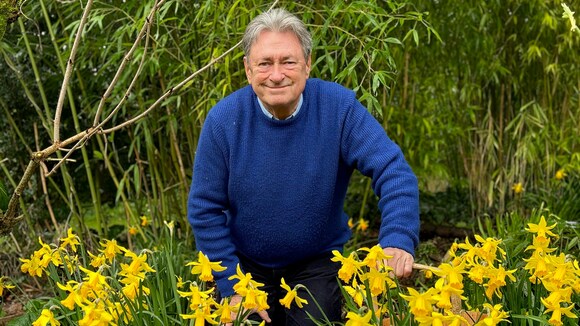 Alan Titchmarsh’s Gardening Club S01E01